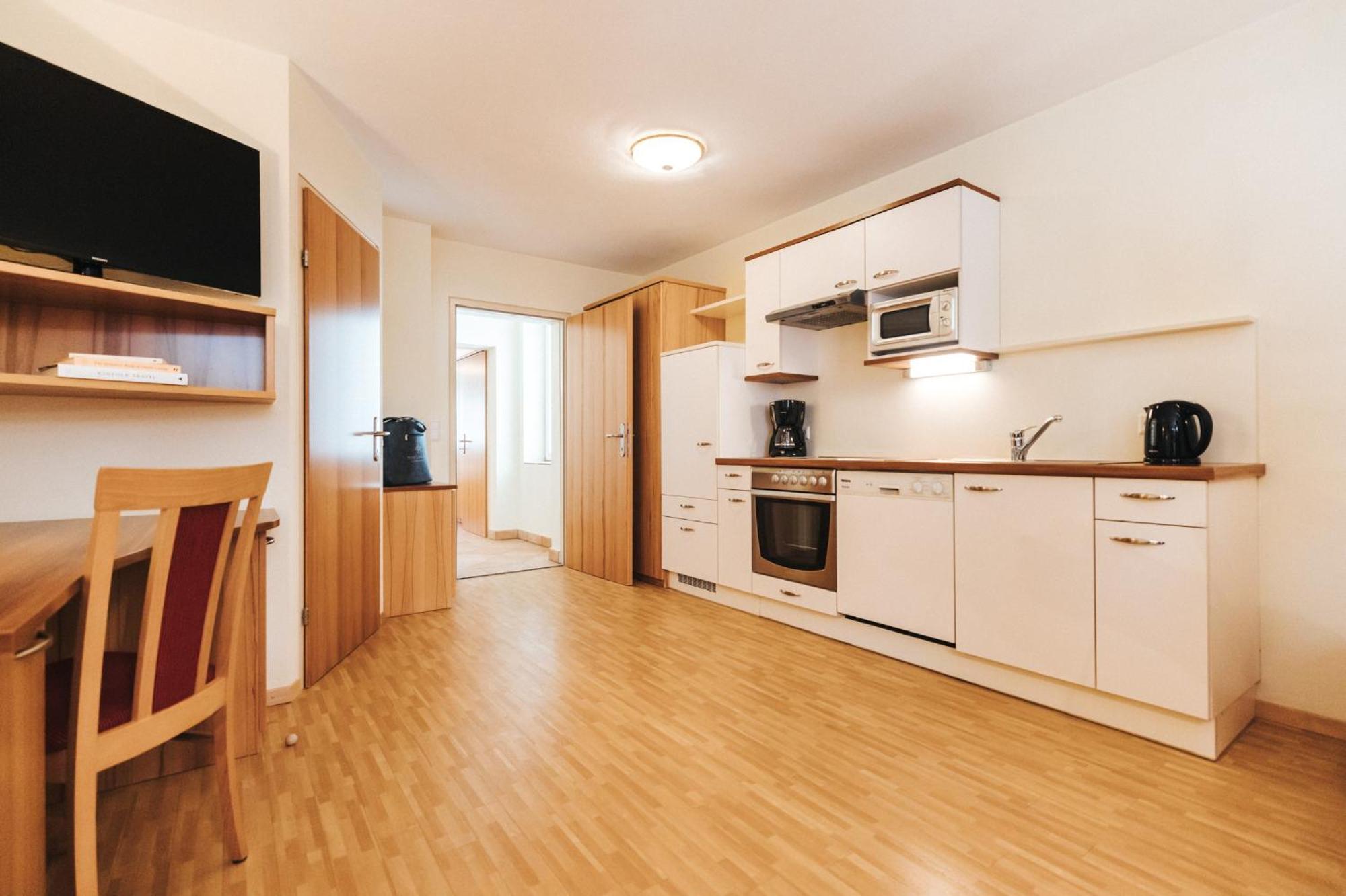 אוברטאורן Hotel Schneider Dependance מראה חיצוני תמונה